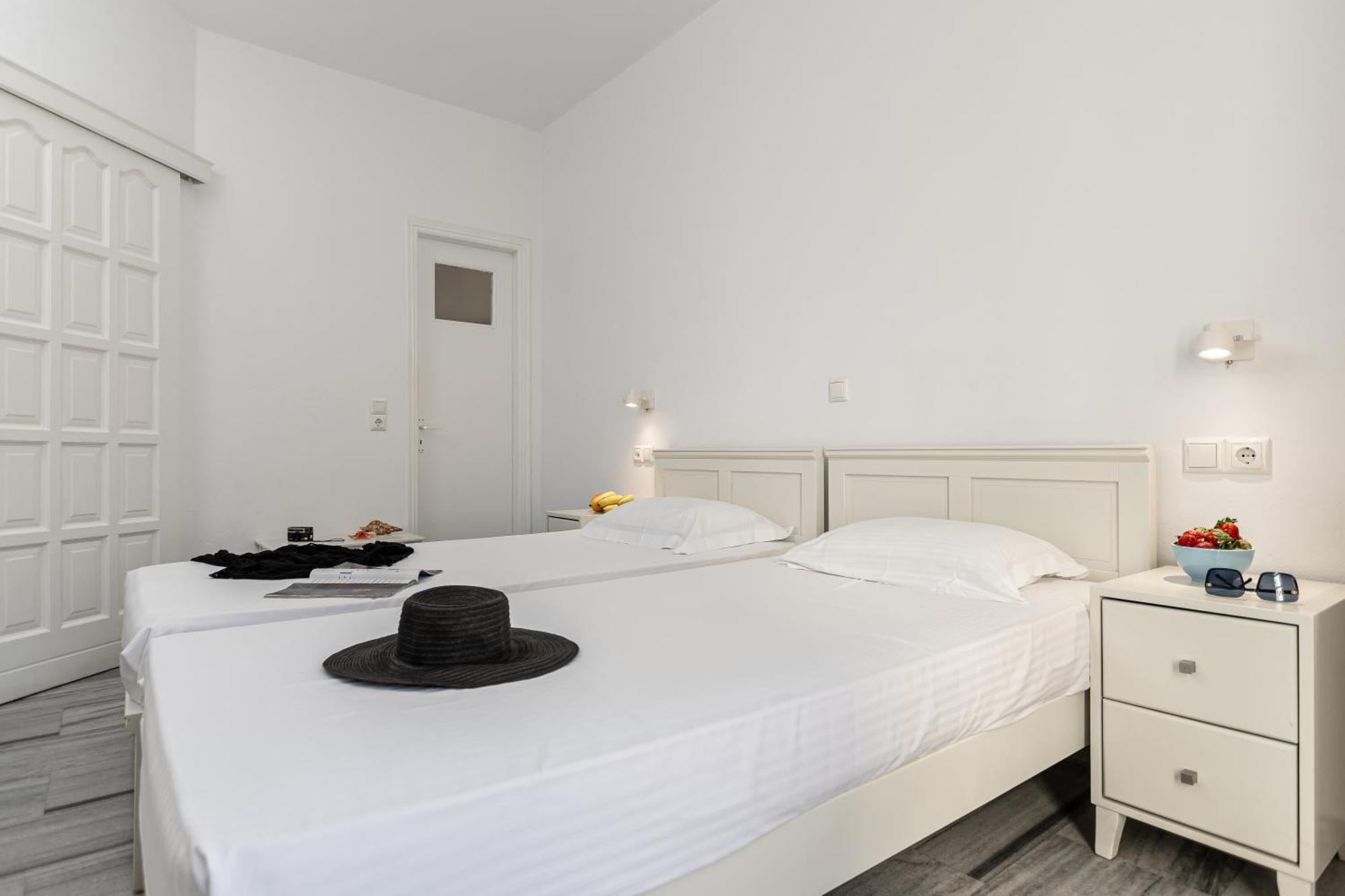 Azur Mare Naxos Aparthotel Naxos City Exterior photo