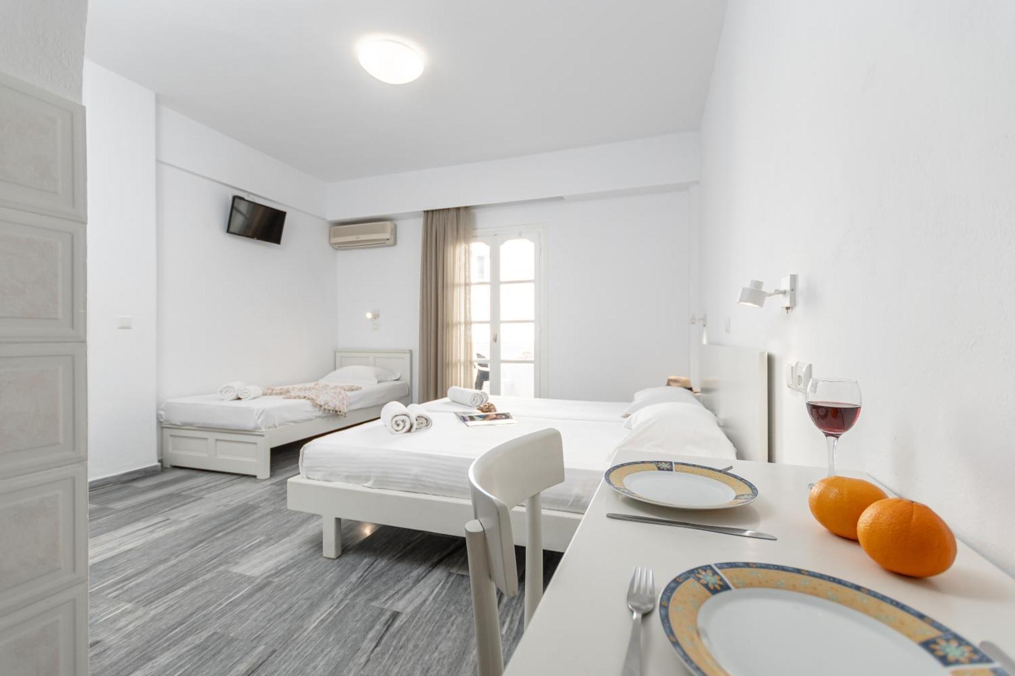 Azur Mare Naxos Aparthotel Naxos City Exterior photo