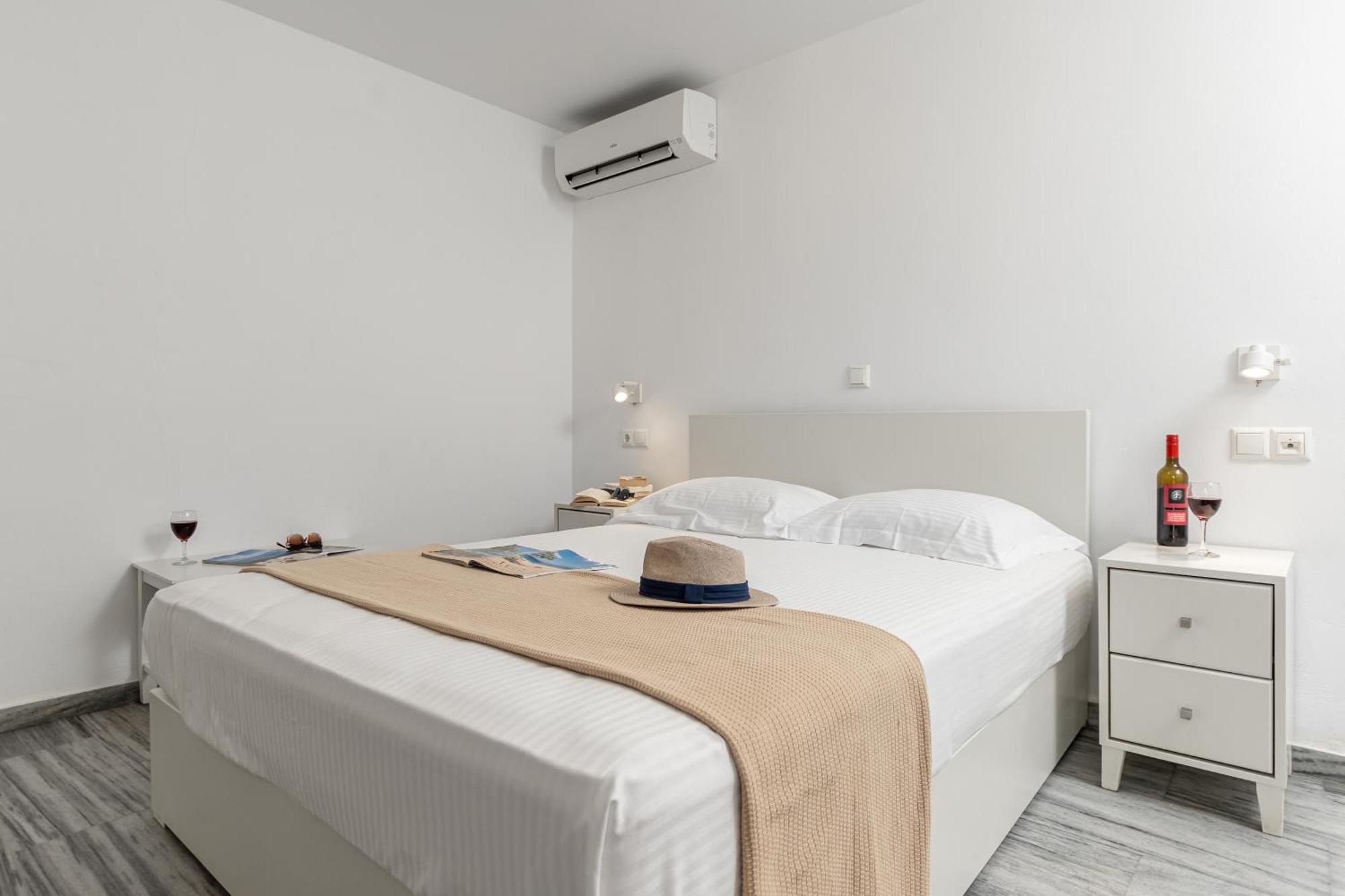 Azur Mare Naxos Aparthotel Naxos City Exterior photo